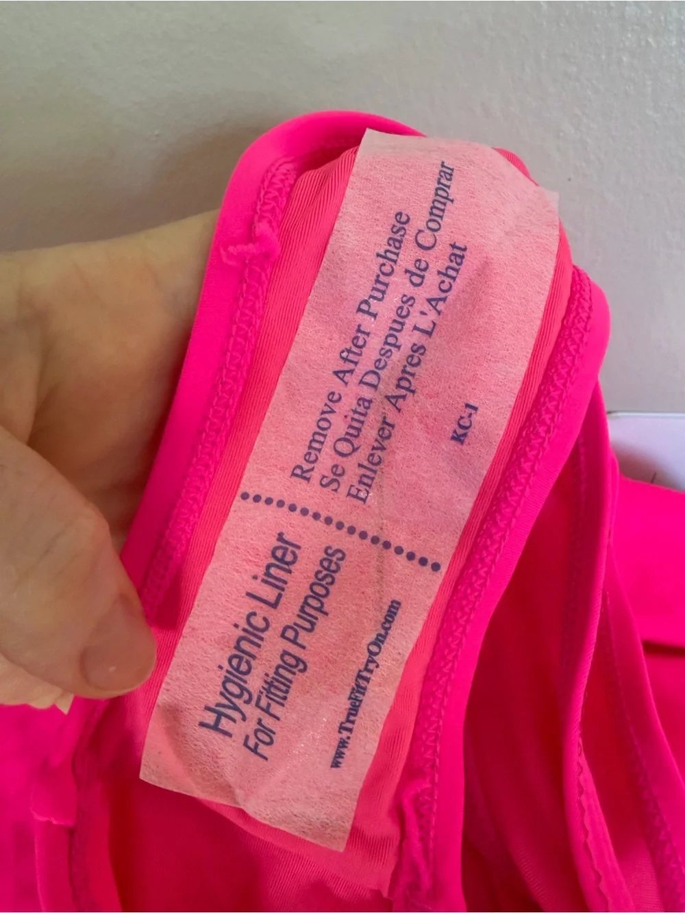 GOOD AMERICAN Women's Neon Pink Bikini Set with Matching Sarong
